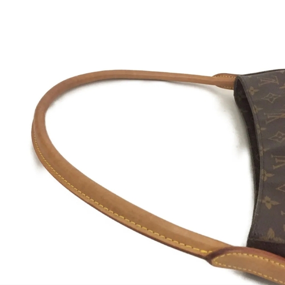 Louis Vuitton Monogram Looping GM Shoulder Bag - Picture 5 of 9